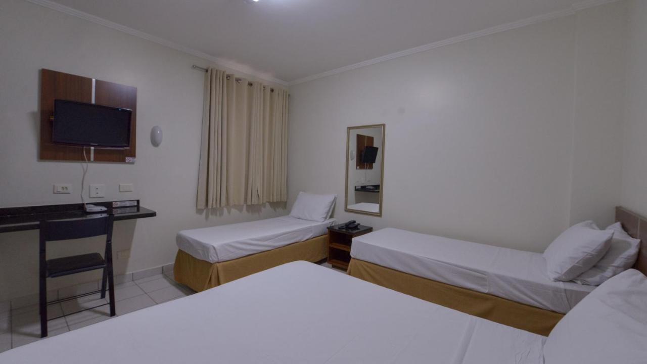 Araucaria Hotel Business - มารินกา ภายนอก รูปภาพ